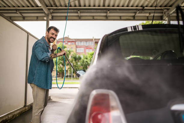 Best Garage Pressure Washing  in The Galena Territory, IL